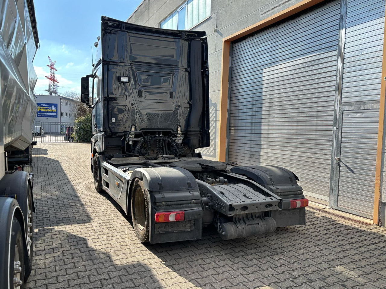 Mercedes-Benz Actros 1851 Retarder/Luft/Klima - Sattelzugmaschine: das Bild 4 Mercedes-Benz Actros 1851 Retarder/Luft/Klima - Sattelzugmaschine: das Bild 4