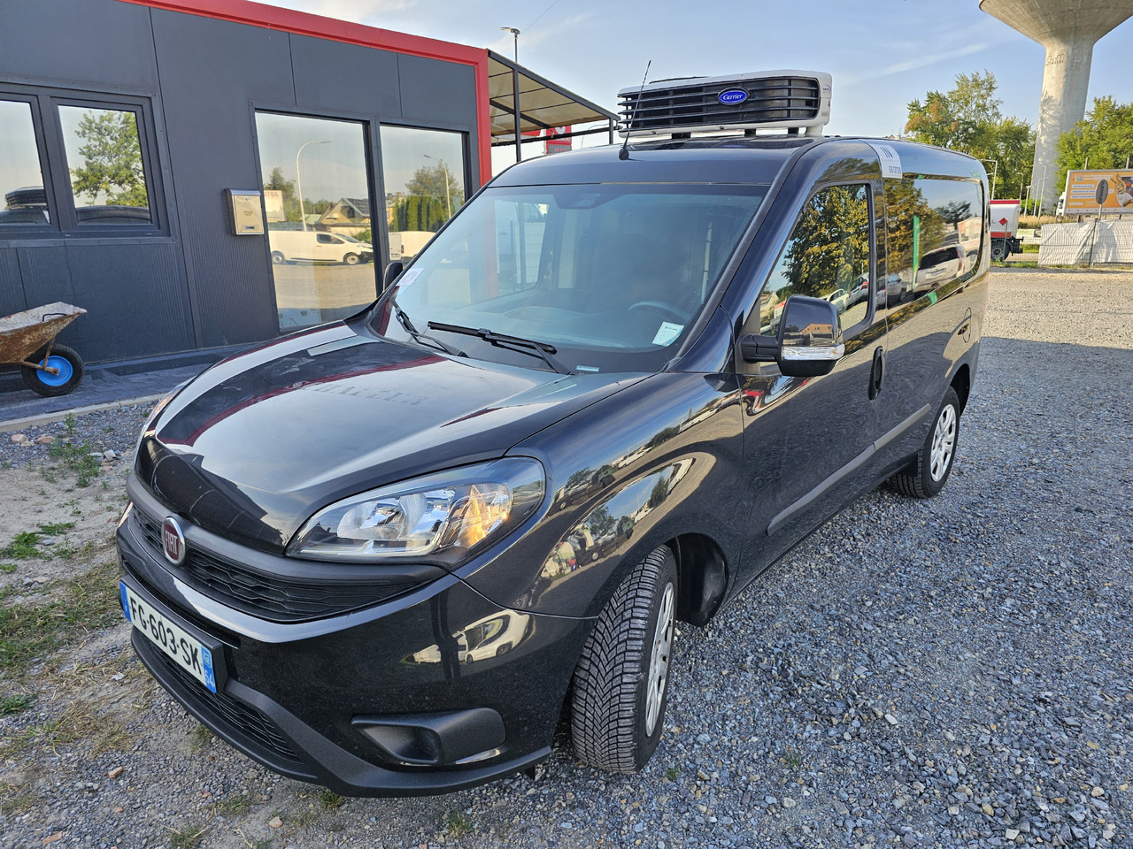 FIAT DOBLO CHLODNIA MROZNIA - 20 C CARRIER KLIMA EURO6 - Kühltransporter: das Bild 1 FIAT DOBLO CHLODNIA MROZNIA - 20 C CARRIER KLIMA EURO6 - Kühltransporter: das Bild 1