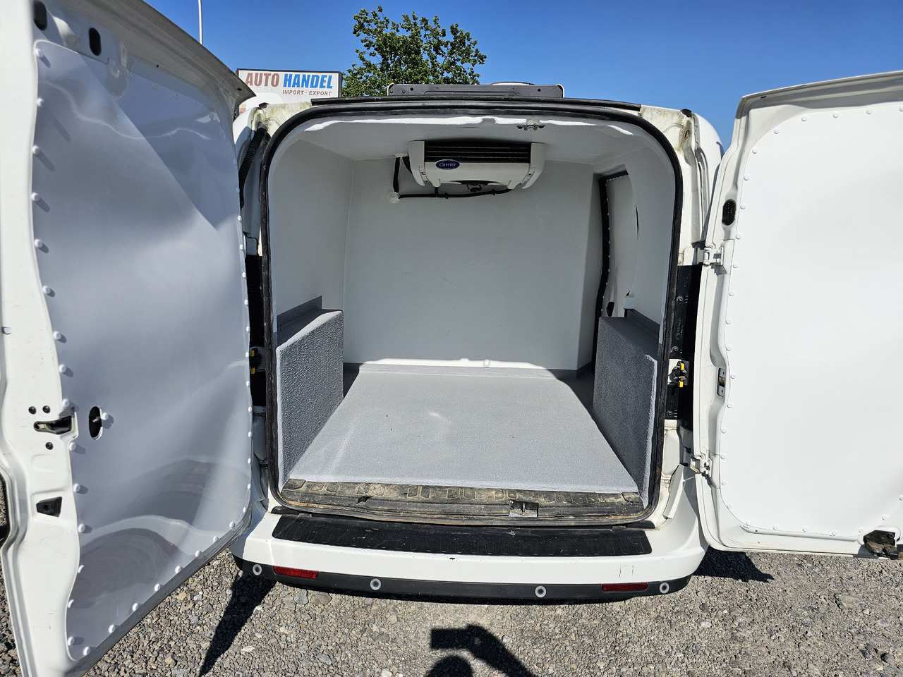 FIAT DOBLO CHLODNIA MROZNIA CARRIER KLIMA EURO6 - Kühltransporter: das Bild 2 FIAT DOBLO CHLODNIA MROZNIA CARRIER KLIMA EURO6 - Kühltransporter: das Bild 2