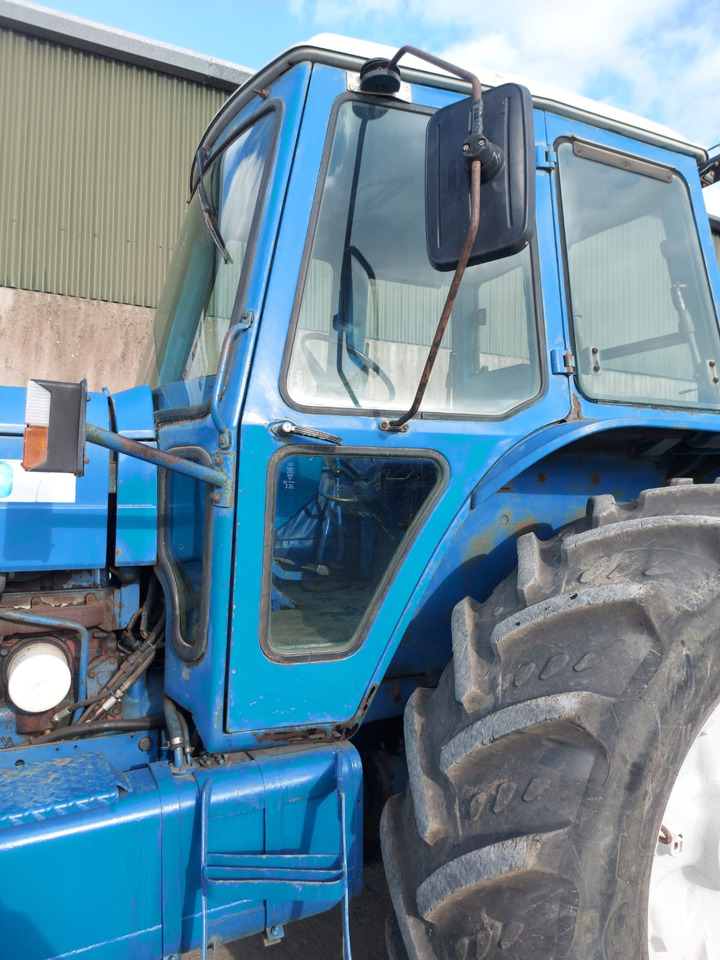 Ford TW-20 - Traktor: das Bild 5 Ford TW-20 - Traktor: das Bild 5