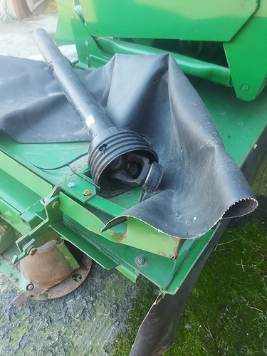 Mähwerk John Deere 131: das Bild 6