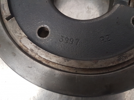 Case 4230 Brake Piston And Bearing Carrier 399770r2, 399769r2, 193373a1 - Bremsteile für Traktor: das Bild 4 Case 4230 Brake Piston And Bearing Carrier 399770r2, 399769r2, 193373a1 - Bremsteile für Traktor: das Bild 4