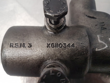 Case 5120, 5130, 5140, 5230 Pto Control Valve Assy 1971419c3, G110344 - Transmission: das Bild 5 Case 5120, 5130, 5140, 5230 Pto Control Valve Assy 1971419c3, G110344 - Transmission: das Bild 5