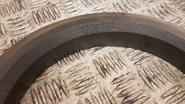 Case Mxc, Maxxum Mx, 5000 Series Mx 110, 5120 Brake Piston Plate 123938a1 - Bremsteile für Landmaschine: das Bild 3 Case Mxc, Maxxum Mx, 5000 Series Mx 110, 5120 Brake Piston Plate 123938a1 - Bremsteile für Landmaschine: das Bild 3