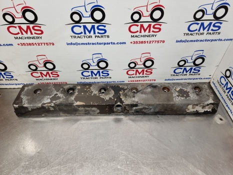 Claas Ares 656rc, Jd6068 Engine Valve Cover R121453, R135388, R135360 - Zylinderkopf: das Bild 1 Claas Ares 656rc, Jd6068 Engine Valve Cover R121453, R135388, R135360 - Zylinderkopf: das Bild 1
