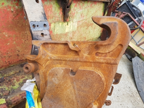 Claas Arion 410, 420, 430 A21 Front Loader Brackets Kit 0011194073, 0011194075 - Frontlader für Traktor: das Bild 5 Claas Arion 410, 420, 430 A21 Front Loader Brackets Kit 0011194073, 0011194075 - Frontlader für Traktor: das Bild 5