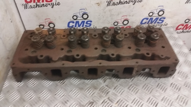 Cummins Engine Cylinder Head 3275441 - Zylinderkopf für Traktor: das Bild 1 Cummins Engine Cylinder Head 3275441 - Zylinderkopf für Traktor: das Bild 1