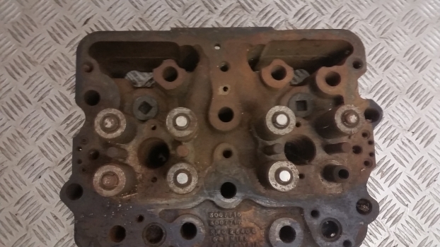 Cummins Nt855 Engine Cylinder Head 3007717, 3007718 - Zylinderkopf für Traktor: das Bild 5 Cummins Nt855 Engine Cylinder Head 3007717, 3007718 - Zylinderkopf für Traktor: das Bild 5