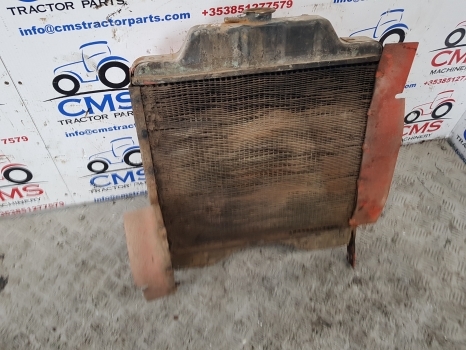 David Brown Case 1390, 1290, 1294 Cooling Radiator,cowl K300103, K262827 - Kühler für Traktor: das Bild 4 David Brown Case 1390, 1290, 1294 Cooling Radiator,cowl K300103, K262827 - Kühler für Traktor: das Bild 4