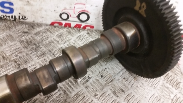 Deutz Agrotron 6.15 Engine Camshaft And Gear 04801688 - Nockenwelle für Traktor: das Bild 4 Deutz Agrotron 6.15 Engine Camshaft And Gear 04801688 - Nockenwelle für Traktor: das Bild 4