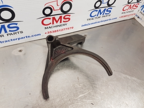 Deutz D7807c, 06, 07, Dx 3.90, D 6806 Transmission Fork 2377893r, 02384222 - Transmission für Traktor: das Bild 3 Deutz D7807c, 06, 07, Dx 3.90, D 6806 Transmission Fork 2377893r, 02384222 - Transmission für Traktor: das Bild 3