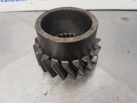 Deutz D7807c, 06, 07, Dx 3.90, Dx3.70, D6806 Transmission Gear Z 19 04306932 - Kardanwelle für Traktor: das Bild 2 Deutz D7807c, 06, 07, Dx 3.90, Dx3.70, D6806 Transmission Gear Z 19 04306932 - Kardanwelle für Traktor: das Bild 2