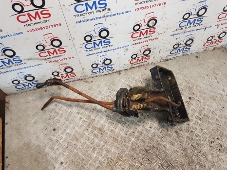 Deutz D7807c, D6806, D7206 Transmission Control Cover 04340681, 4340681r - Transmission für Traktor: das Bild 5 Deutz D7807c, D6806, D7206 Transmission Control Cover 04340681, 4340681r - Transmission für Traktor: das Bild 5