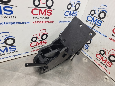 Fendt 415, 400 Vario Series, Stabiliser Bracket Rh H404870040021, H404870040051 - Federung: das Bild 2 Fendt 415, 400 Vario Series, Stabiliser Bracket Rh H404870040021, H404870040051 - Federung: das Bild 2