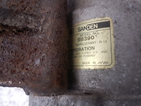 Fiat 130-90, 140-90 Air Conditioning Compressor Sanden S8390 - Klimakompressor für Traktor: das Bild 4 Fiat 130-90, 140-90 Air Conditioning Compressor Sanden S8390 - Klimakompressor für Traktor: das Bild 4
