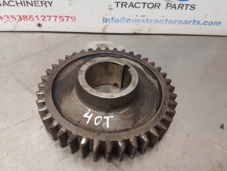 Fiat 90-90, 100-90, 110-90 Dt Rear Axle Fwd Drive Gear Z40 4995695 - Hinterachse für Traktor: das Bild 1 Fiat 90-90, 100-90, 110-90 Dt Rear Axle Fwd Drive Gear Z40 4995695 - Hinterachse für Traktor: das Bild 1