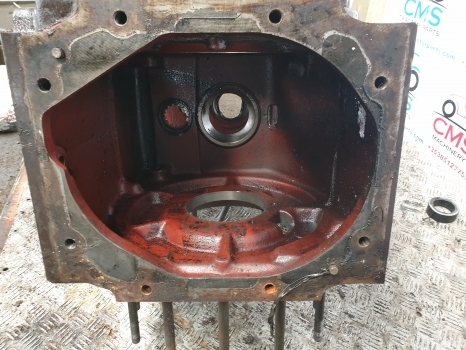 Fiat 90-90, 100-90, 110-90 Rear Axle Center Housing 5127408 - Hinterachse für Traktor: das Bild 5 Fiat 90-90, 100-90, 110-90 Rear Axle Center Housing 5127408 - Hinterachse für Traktor: das Bild 5