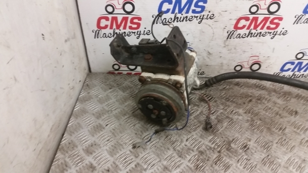 Fiat F, F- Dt Ford 30 Series F140, F130, F100 Air Compressor 5165548, 51219592 - Klimakompressor für Traktor: das Bild 4 Fiat F, F- Dt Ford 30 Series F140, F130, F100 Air Compressor 5165548, 51219592 - Klimakompressor für Traktor: das Bild 4