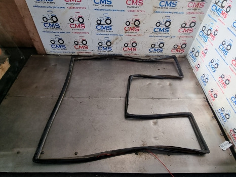 Fiat F, F-dt Series, F100, F140dt, F120, F120dt Windscreen Gasket Seal 5161843 - Fenster und Teile: das Bild 2 Fiat F, F-dt Series, F100, F140dt, F120, F120dt Windscreen Gasket Seal 5161843 - Fenster und Teile: das Bild 2