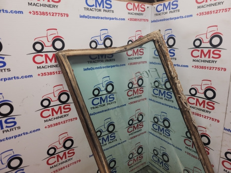 Fiat F Series F100, F110, F130, F140 Cab Back Glass Rhs 5154093, 5152715 - Fenster und Teile: das Bild 5 Fiat F Series F100, F110, F130, F140 Cab Back Glass Rhs 5154093, 5152715 - Fenster und Teile: das Bild 5