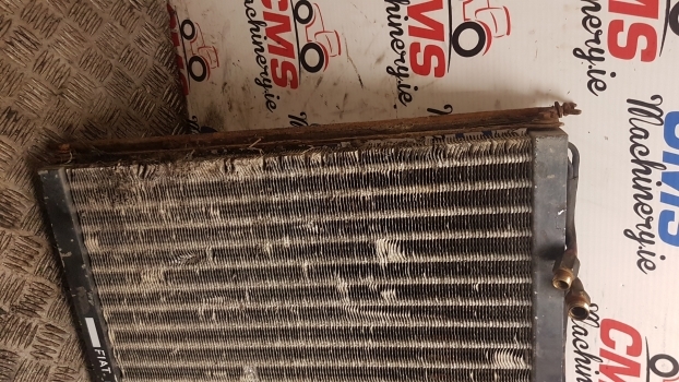 Fiat F Series F130, F140, F120, F115 Conditioning Condenser Radiator 5155716 - Klimakondensator für Traktor: das Bild 5 Fiat F Series F130, F140, F120, F115 Conditioning Condenser Radiator 5155716 - Klimakondensator für Traktor: das Bild 5