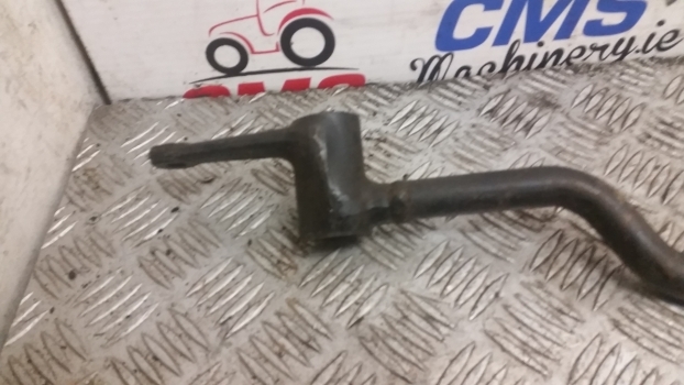 Ford 30 S 3430, 3930, 4630, 5030 Transmission Control Lever E9nn7202ab, 81874727 - Schalthebel für Traktor: das Bild 2 Ford 30 S 3430, 3930, 4630, 5030 Transmission Control Lever E9nn7202ab, 81874727 - Schalthebel für Traktor: das Bild 2