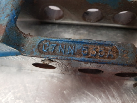 Ford 5000, 7000, 10 600, Series, Top Link Bracket C5nn535a, C7nn536a - Federung: das Bild 5 Ford 5000, 7000, 10 600, Series, Top Link Bracket C5nn535a, C7nn536a - Federung: das Bild 5
