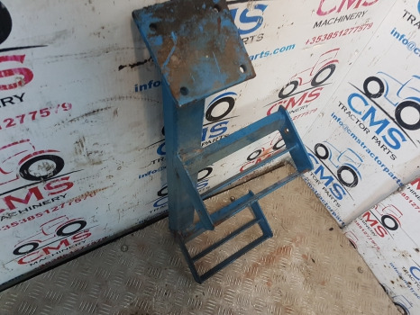 Ford 5110, 5610, 6610, 7610 Ap Cab Foot Step Rhs 83955307 - Trittbrett: das Bild 4 Ford 5110, 5610, 6610, 7610 Ap Cab Foot Step Rhs 83955307 - Trittbrett: das Bild 4