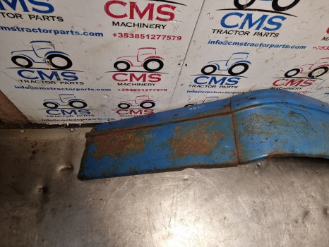 Ford 7840, 6640, 40 Series, Cab Mudguard Pair 82003106, 82003105 - Kotflügel: das Bild 2 Ford 7840, 6640, 40 Series, Cab Mudguard Pair 82003106, 82003105 - Kotflügel: das Bild 2