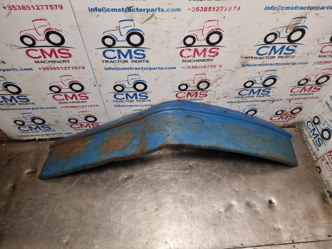 Ford 7840, 6640, 40 Series, Cab Mudguard Pair 82003106, 82003105 - Kotflügel: das Bild 1 Ford 7840, 6640, 40 Series, Cab Mudguard Pair 82003106, 82003105 - Kotflügel: das Bild 1