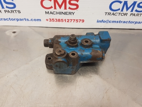 Ford, New Holland 40, Ts Trailer Brake Valve Distributor 81874969, 1535108113 - Bremsventil für Landmaschine: das Bild 1 Ford, New Holland 40, Ts Trailer Brake Valve Distributor 81874969, 1535108113 - Bremsventil für Landmaschine: das Bild 1