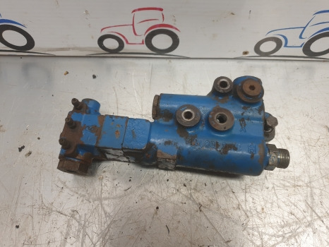 Ford New Holland 6640, Ts110 40, Ts Trailer Brake Valve Distributor 81874969 - Bremsteile: das Bild 2 Ford New Holland 6640, Ts110 40, Ts Trailer Brake Valve Distributor 81874969 - Bremsteile: das Bild 2