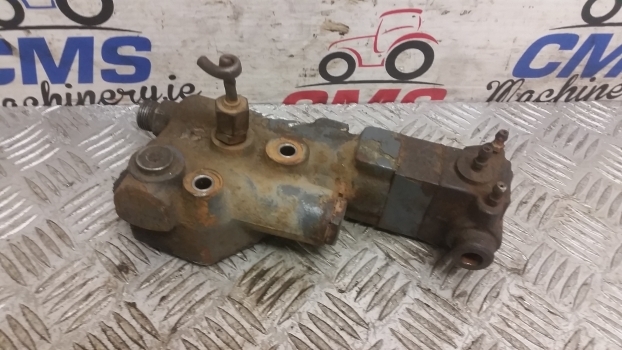 Ford New Holland 7840 40 And Ts Series Trailer Brake Valve 81874969, 1535108113 - Bremsventil für Traktor: das Bild 1 Ford New Holland 7840 40 And Ts Series Trailer Brake Valve 81874969, 1535108113 - Bremsventil für Traktor: das Bild 1