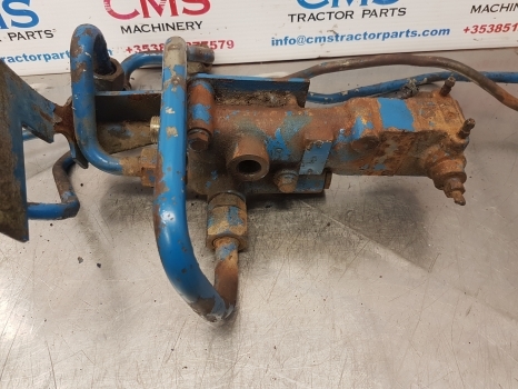 Ford New Holland 7840 Hydraulic Brake Valve F0nn2n073bd, 81874968, F0nn2n270aa - Bremsventil für Traktor: das Bild 2 Ford New Holland 7840 Hydraulic Brake Valve F0nn2n073bd, 81874968, F0nn2n270aa - Bremsventil für Traktor: das Bild 2