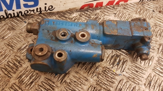 Ford, New Holland 8340, Ts Trailer Brake Valve Distributor 81874969, 1535108113 - Bremsventil für Traktor: das Bild 2 Ford, New Holland 8340, Ts Trailer Brake Valve Distributor 81874969, 1535108113 - Bremsventil für Traktor: das Bild 2