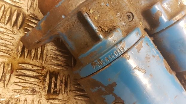 Ford New Holland Fiat 40, M, Ts Bosch Starter 001369015, 82005343, 82005342 - Anlasser für Traktor: das Bild 2 Ford New Holland Fiat 40, M, Ts Bosch Starter 001369015, 82005343, 82005342 - Anlasser für Traktor: das Bild 2