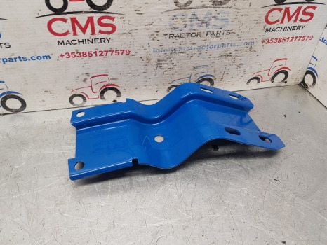 Ford Q, Sq Cab, 10, Tw, 30, 600 Series Cab Mudguard Bracket Support D5nn16n318a - Kotflügel: das Bild 4 Ford Q, Sq Cab, 10, Tw, 30, 600 Series Cab Mudguard Bracket Support D5nn16n318a - Kotflügel: das Bild 4