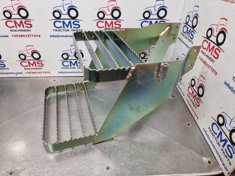 Ford Tw, 30 Series, Tw10, Tw30 Cab Footstep, Step Rhs D8nn7r344db, 83948330 - Trittbrett: das Bild 4 Ford Tw, 30 Series, Tw10, Tw30 Cab Footstep, Step Rhs D8nn7r344db, 83948330 - Trittbrett: das Bild 4