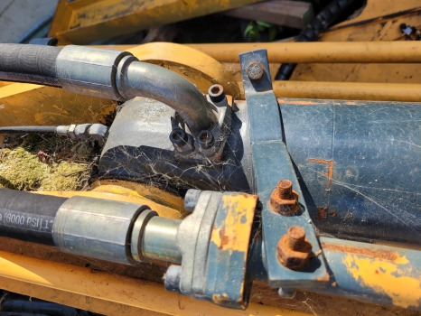 Hyundai Hx220lc Arm Ram Cylinder 31k6-50130, 31y1-45430, 31y1-28640gg - Hydraulikzylinder für Bagger: das Bild 2 Hyundai Hx220lc Arm Ram Cylinder 31k6-50130, 31y1-45430, 31y1-28640gg - Hydraulikzylinder für Bagger: das Bild 2