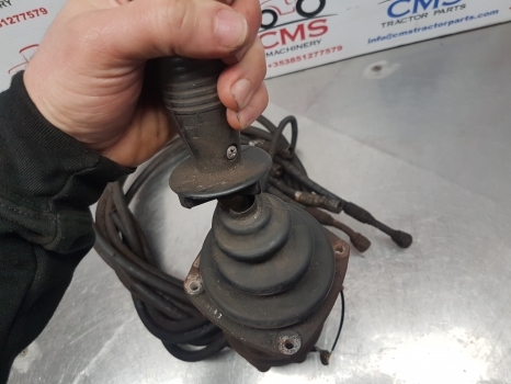 Hyundai Robex 130lc-3, R130lc3, R130w3 Remote Control Lever Assy Lhs 31er-20050 - Hydraulik für Baumaschine: das Bild 4 Hyundai Robex 130lc-3, R130lc3, R130w3 Remote Control Lever Assy Lhs 31er-20050 - Hydraulik für Baumaschine: das Bild 4