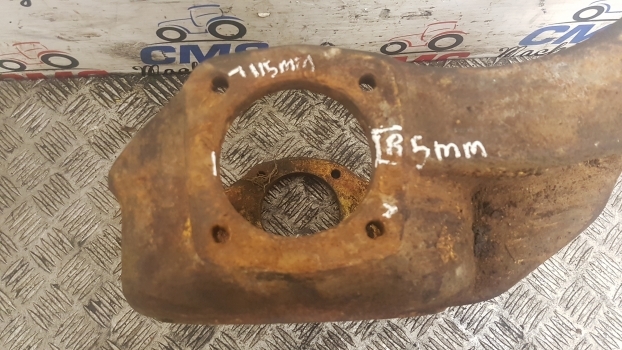 Jcb 3cx Front Axle Steering Spindle Swivel Housing Rhs 448/07401 - Achsschenkel für Baggerlader: das Bild 2 Jcb 3cx Front Axle Steering Spindle Swivel Housing Rhs 448/07401 - Achsschenkel für Baggerlader: das Bild 2