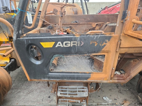 Jcb 542-70 Ag Cab Door Frame Lower 402/s3035 - Tür und Teile: das Bild 1 Jcb 542-70 Ag Cab Door Frame Lower 402/s3035 - Tür und Teile: das Bild 1