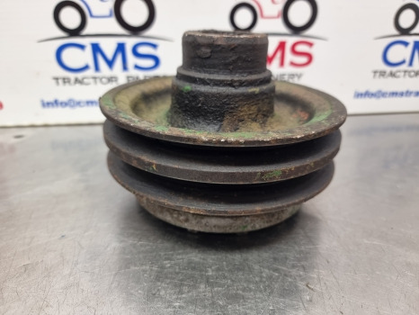 John Deere 1950, 2040, 2140, Crankshaft Pulley R70443 - Riemenspanner für Traktor: das Bild 3 John Deere 1950, 2040, 2140, Crankshaft Pulley R70443 - Riemenspanner für Traktor: das Bild 3