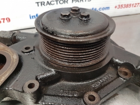 John Deere 6115m, 6115r, 6120, 6120r Water Pump Re523169, Re546918 - Kühlmittelpumpe für Traktor: das Bild 3 John Deere 6115m, 6115r, 6120, 6120r Water Pump Re523169, Re546918 - Kühlmittelpumpe für Traktor: das Bild 3
