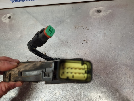 John Deere 6145r, 6m, 6r, Def Tank Wiring Loom Al221129 - Kabel/ Kabelbaum: das Bild 5 John Deere 6145r, 6m, 6r, Def Tank Wiring Loom Al221129 - Kabel/ Kabelbaum: das Bild 5