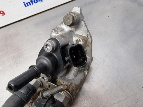 John Deere 6145r, 6m, 6r Series, Def Dosing Injection Nozzle Re560468 - Injektor: das Bild 4 John Deere 6145r, 6m, 6r Series, Def Dosing Injection Nozzle Re560468 - Injektor: das Bild 4