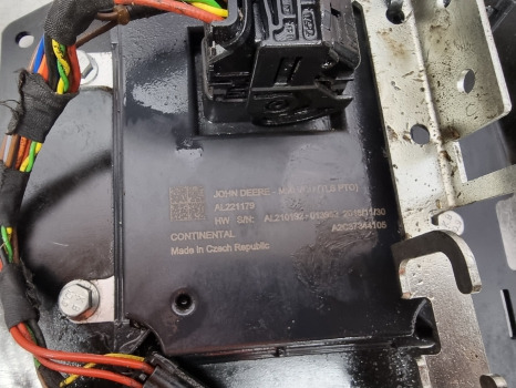 John Deere 6145r, 6r Series, Ecu Multi Functional Controller Al210192, Al211937 - Steuergerät: das Bild 3 John Deere 6145r, 6r Series, Ecu Multi Functional Controller Al210192, Al211937 - Steuergerät: das Bild 3