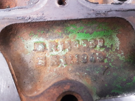 John Deere 6200, 6100, 6300, 6400 Cylinder Head Se501585, R112746615 - Zylinderkopf für Landmaschine: das Bild 2 John Deere 6200, 6100, 6300, 6400 Cylinder Head Se501585, R112746615 - Zylinderkopf für Landmaschine: das Bild 2