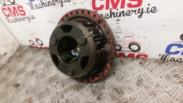 Massey Ferguson 50 Hx Zf Front Axle Hub And Gears Assembly 4403441025 - Radnabe/-lagerung für Baggerlader: das Bild 2 Massey Ferguson 50 Hx Zf Front Axle Hub And Gears Assembly 4403441025 - Radnabe/-lagerung für Baggerlader: das Bild 2