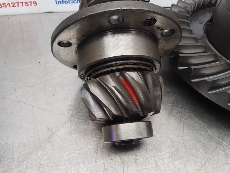 Massey Ferguson 50b Rear Axle Bevel Gear And Differential 000000 - Differenzial Getriebe für Traktor: das Bild 3 Massey Ferguson 50b Rear Axle Bevel Gear And Differential 000000 - Differenzial Getriebe für Traktor: das Bild 3